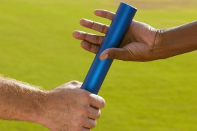 国际足联世界杯-字母哥十场30+碾压战术变阵，热火极限挑战能否破局？